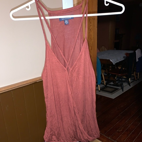 American Eagle tank with elastic bottom. Size xs. Freshly washed. - Picture 1 of 1